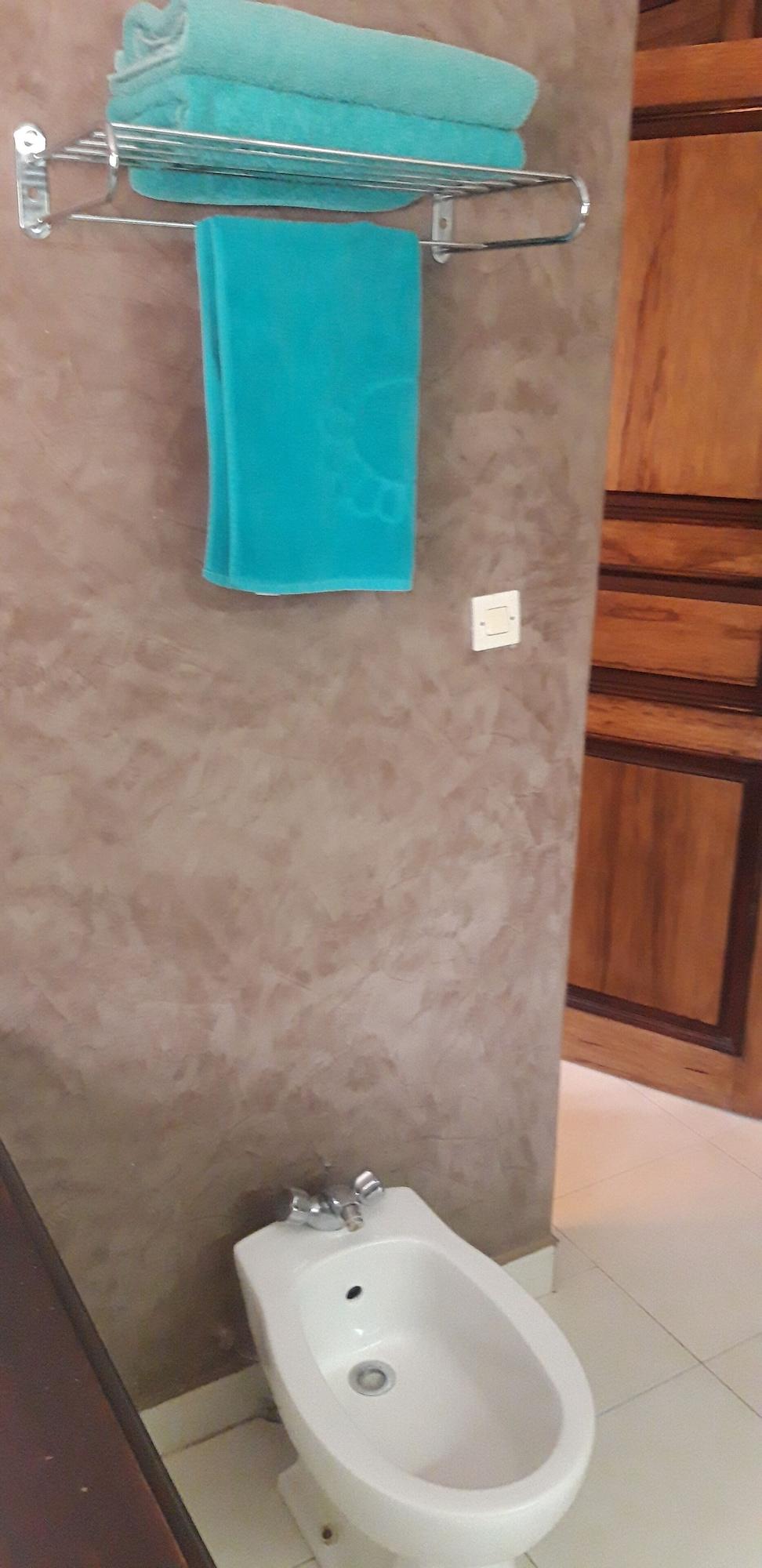 尼普顿酒店 萨利波图尔 外观 照片